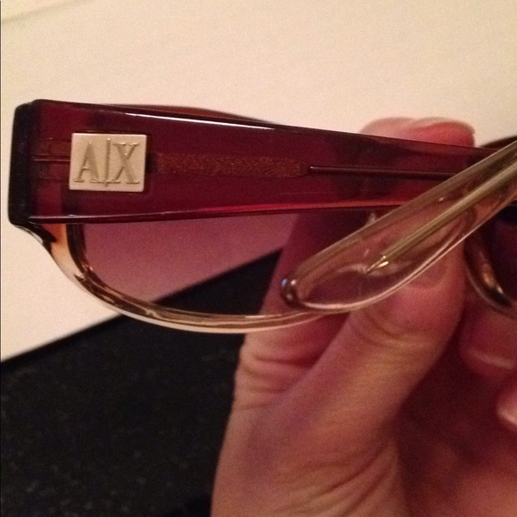 Sunglasses - Picture 4 of 4